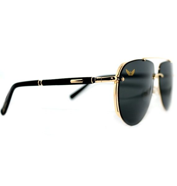 Side view of black pilot polarized sunglasses by Shari Dionne. The Motivator shades are for the aviator sunglass lovers