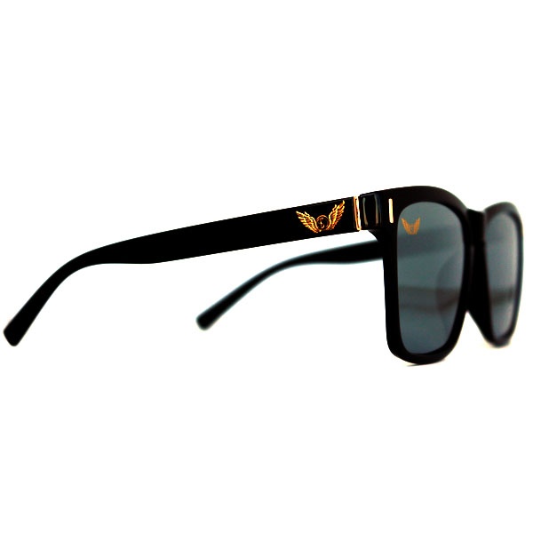Side view of black loc polarized sunglasses by Shari Dionne. The Don shades for the loc sunglass lovers